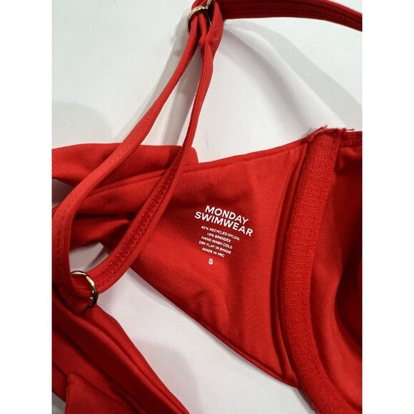 MONDAY Swimwear Maui Bikini Top in Chili Pepper - Picture 5 of 5